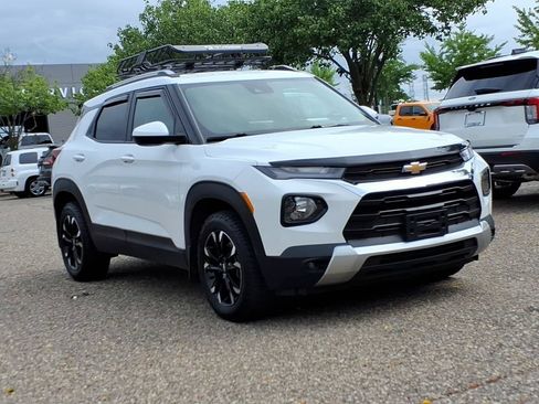 Used 2023 Chevrolet TrailBlazer LT w/ Convenience Package AWD/4WD image 7