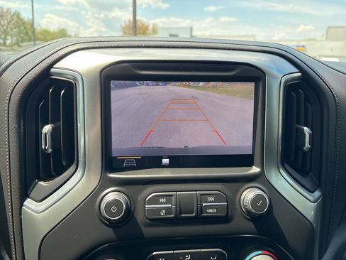 Used 2019 Chevrolet Silverado 1500 LT Trail Boss AWD/4WD image 13