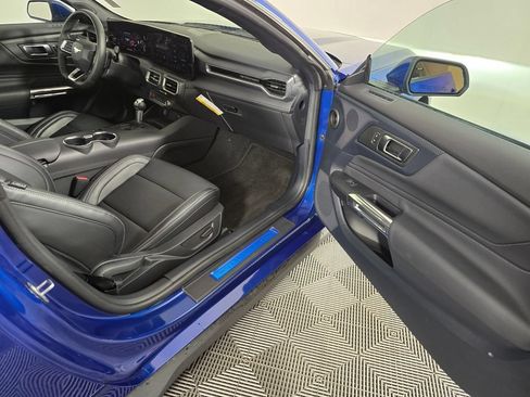 Used 2024 Ford Mustang GT Premium RWD image 13