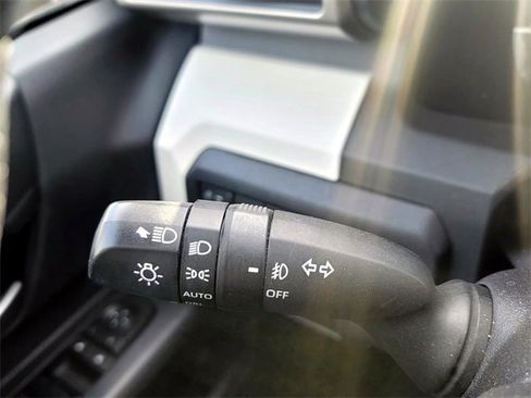 Used 2024 Toyota Tacoma TRD Sport image 18