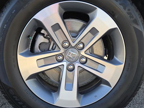 Certified 2023 Honda Pilot EX-L image 13