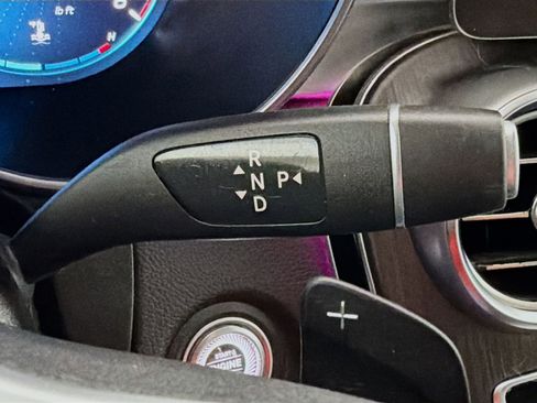 Used 2022 Mercedes-Benz GLC 300 4MATIC image 20