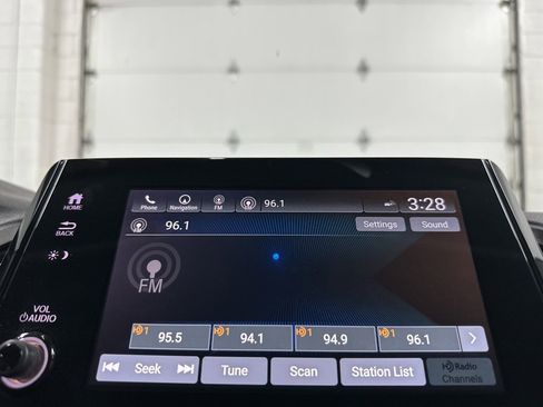 Used 2022 Honda Odyssey Elite image 26