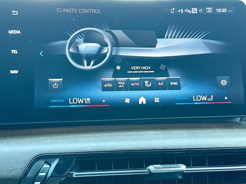 New 2026 BMW X1 xDrive28i w/ Convenience Package image 13