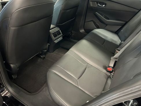 Used 2025 Honda Accord Sport image 18