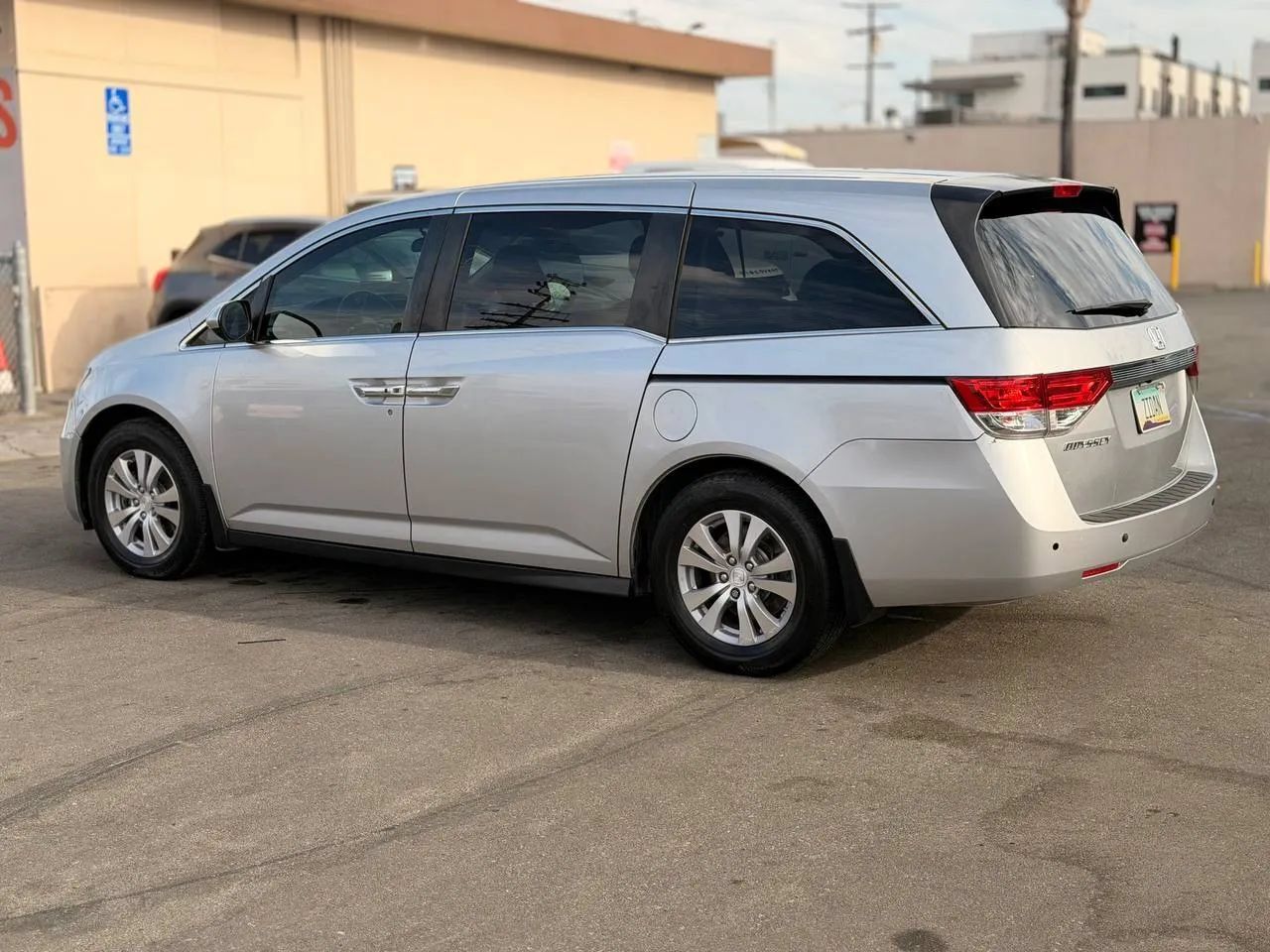 Used 2015 Honda Odyssey EX image 11