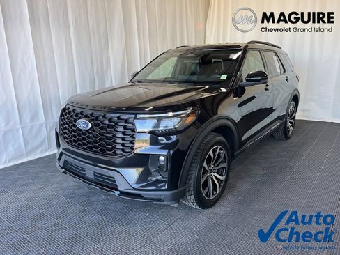 Used 2025 Ford Explorer ST-Line AWD/4WD image 1