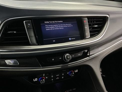 Used 2024 Buick Enclave Essence w/ Experience Buick Package FWD image 21