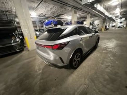 Used 2023 Lexus RX 350 Premium w/ Accessory Package AWD/4WD image 4