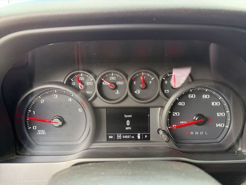 Used 2022 Chevrolet Silverado 2500 Custom w/ Custom Value Package AWD/4WD image 27