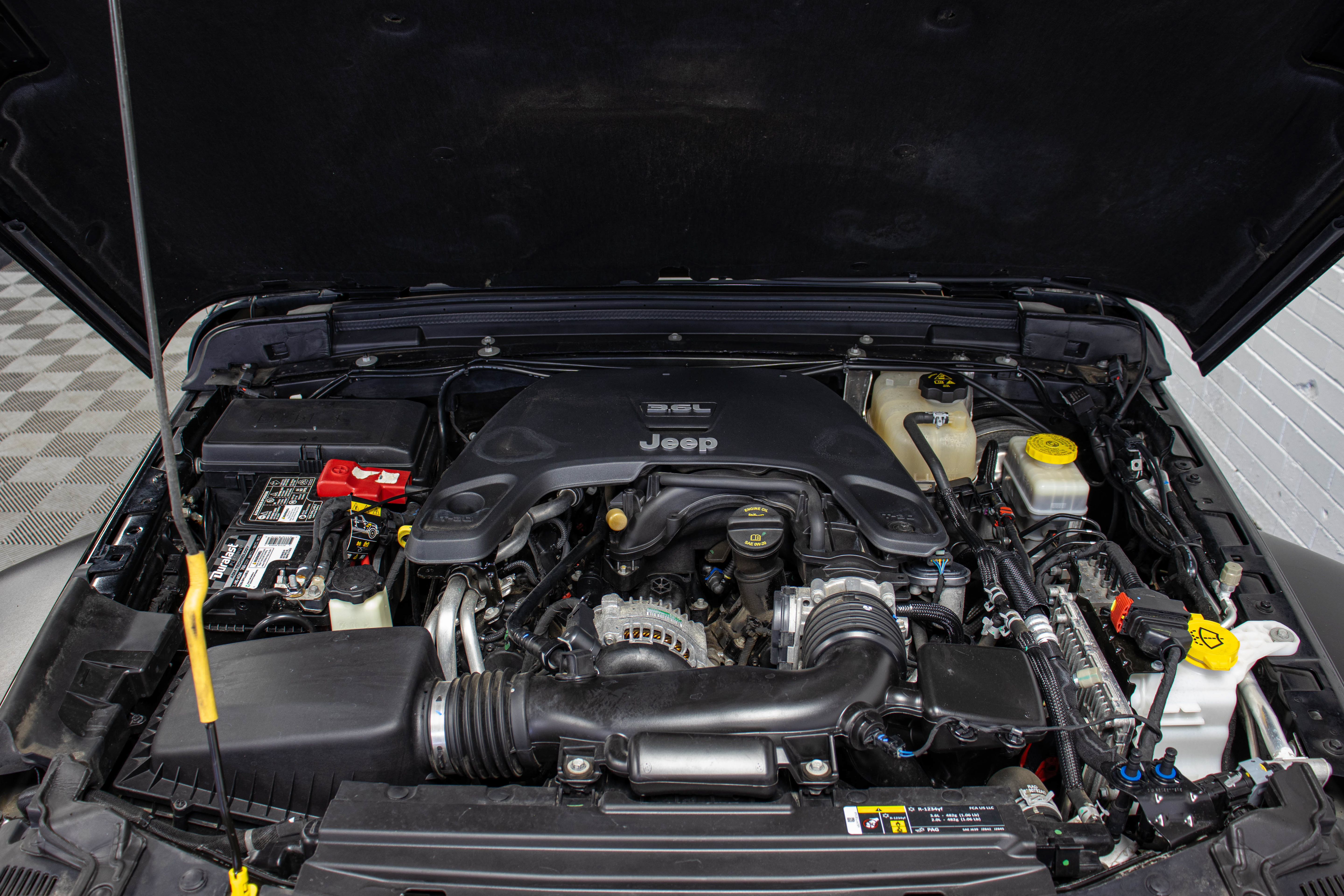 Used 2020 Jeep Wrangler Unlimited Sport S AWD/4WD image 9