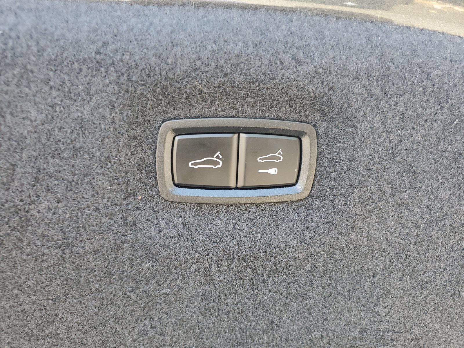 Used 2022 Audi e-tron GT Prestige w/ Prestige Package AWD/4WD image 9