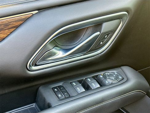 Used 2023 Chevrolet Tahoe Premier image 19