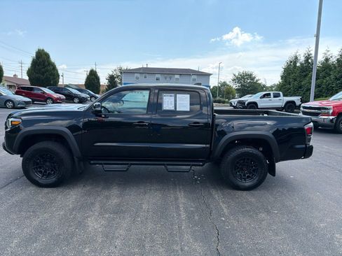 Used 2021 Toyota Tacoma TRD Pro AWD/4WD image 2