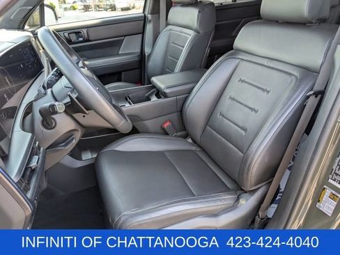 Used 2024 Hyundai Santa Fe Calligraphy FWD image 5