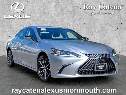Certified 2025 Lexus ES 350 w/ Premium Package