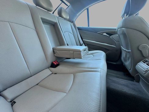 Used 2008 Mercedes-Benz E 350 Sedan image 37