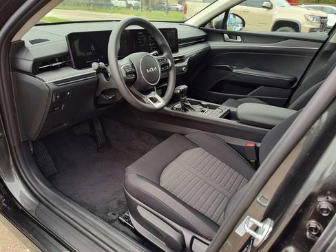 Used 2025 Kia K5 LXS image 2