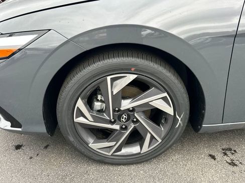 New 2026 Hyundai Elantra Limited w/ Cargo Package FWD image 10