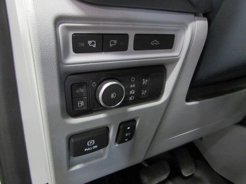 Used 2021 Ford F150 Limited AWD/4WD image 23
