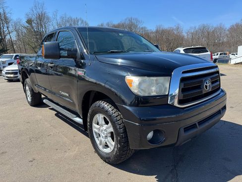 Used 2011 Toyota Tundra 4x4 Double Cab image 7