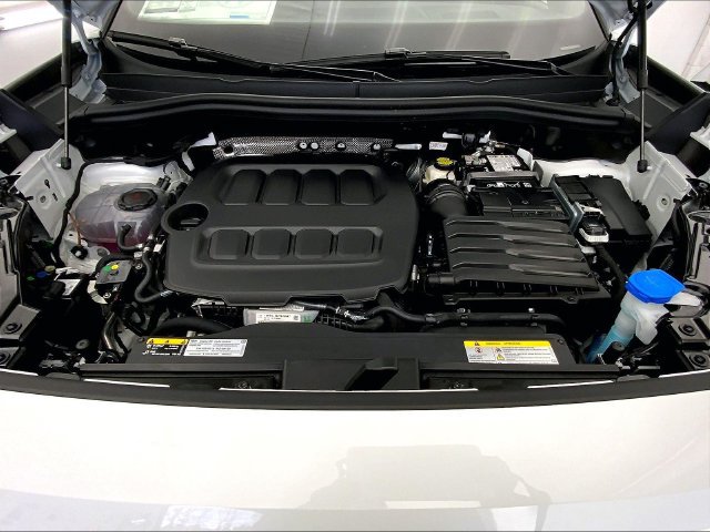 New 2026 Volkswagen Tiguan SE R-Line FWD image 11