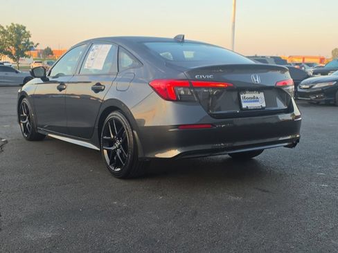 Used 2024 Honda Civic Sport image 5