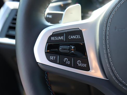 Used 2025 BMW X5 M60i image 20