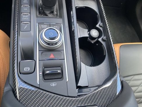 New 2024 Maserati Levante Trofeo image 36