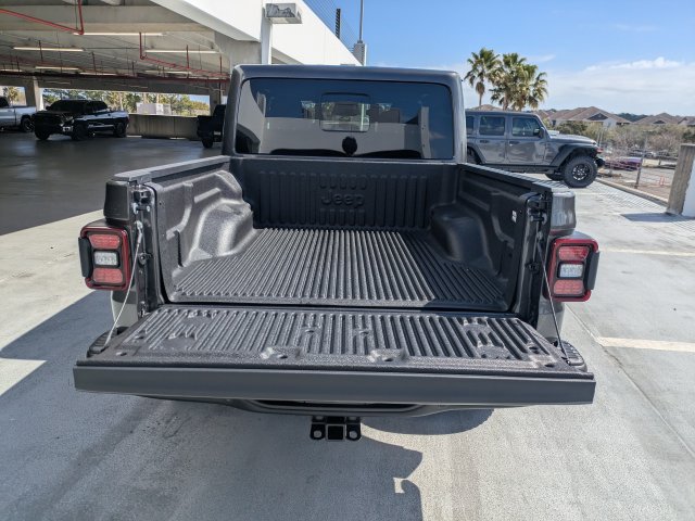 New 2026 Jeep Gladiator Rubicon AWD/4WD image 13