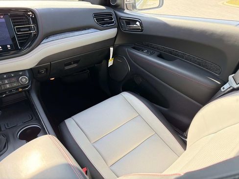 Used 2023 Dodge Durango R/T image 19