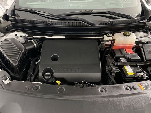 Used 2022 Buick Enclave Avenir w/ Avenir Technology Package image 26