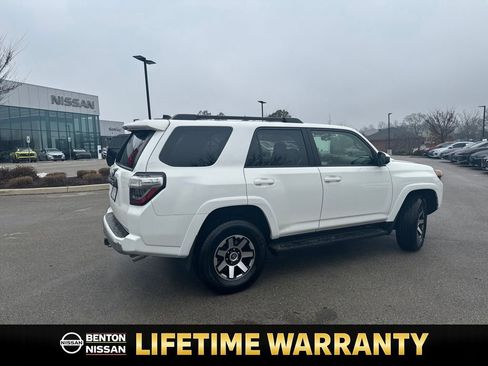 Used 2019 Toyota 4Runner TRD Off-Road image 8
