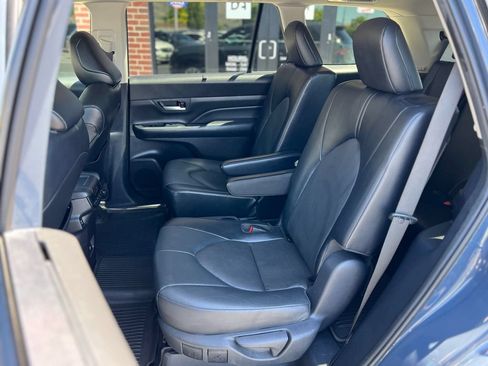 Used 2024 Toyota Grand Highlander AWD image 25