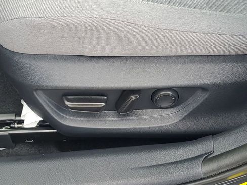 Certified 2025 Toyota Camry SE image 29