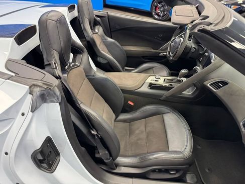 Used 2018 Chevrolet Corvette Grand Sport w/ Carbon 65 Edition RWD image 18