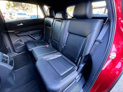 Used 2022 Volkswagen Atlas Cross Sport SE image 20