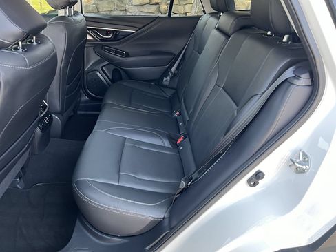 Used 2025 Subaru Outback Touring XT AWD/4WD image 25