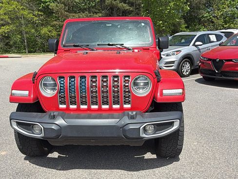 Used 2021 Jeep Wrangler Unlimited Sahara w/ Cold Weather Group image 3