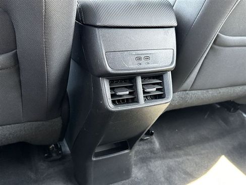 Certified 2025 Chevrolet Equinox LT w/ Safety and Technology Package FWD image 25
