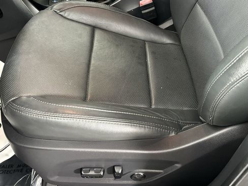 Used 2017 Hyundai Santa Fe Sport image 16