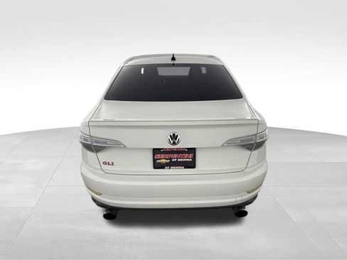 Used 2021 Volkswagen Jetta GLI FWD image 6