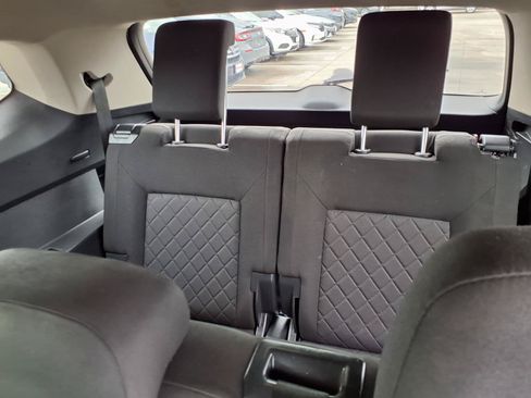 Used 2021 Volkswagen Atlas S FWD image 19