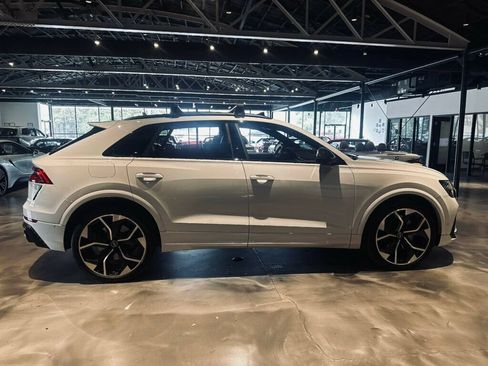 Used 2022 Audi RS Q8 AWD/4WD image 6