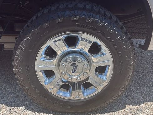 Used 2012 Ford F250 Lariat w/ Lariat Ultimate Pkg AWD/4WD image 42