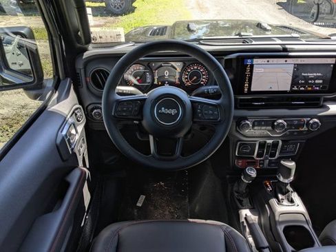 New 2026 Jeep Gladiator Rubicon AWD/4WD image 16