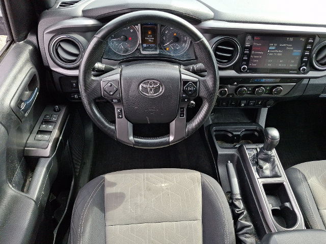 Used 2021 Toyota Tacoma TRD Off-Road w/ Technology Package AWD/4WD image 9