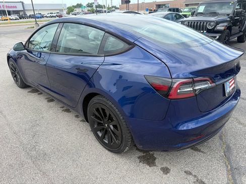 Used 2022 Tesla Model 3 RWD image 5