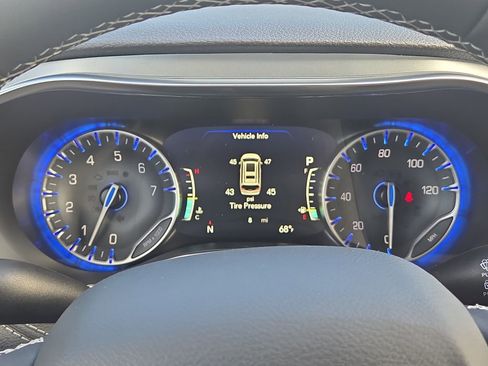 New 2026 Chrysler Pacifica Limited w/ Uconnect Theater Family Group FWD image 30