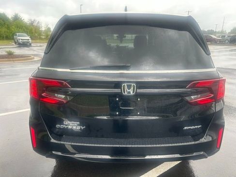 Used 2025 Honda Odyssey Sport-L image 6